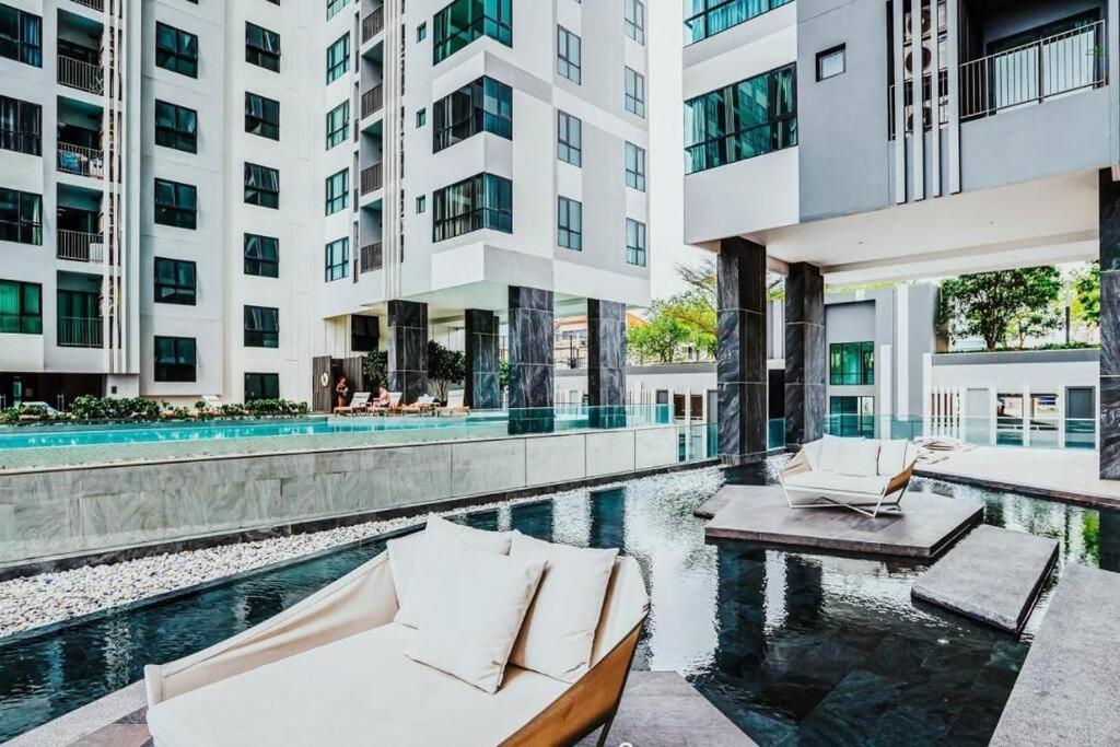 Sea View 2 Bed Room Condo @ Central Pattaya Ngoại thất bức ảnh