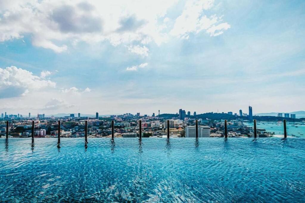Sea View 2 Bed Room Condo @ Central Pattaya Ngoại thất bức ảnh
